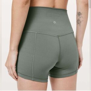 Lululemon Align Short 4" Grey Sage Green Nulu
Women's Size 6